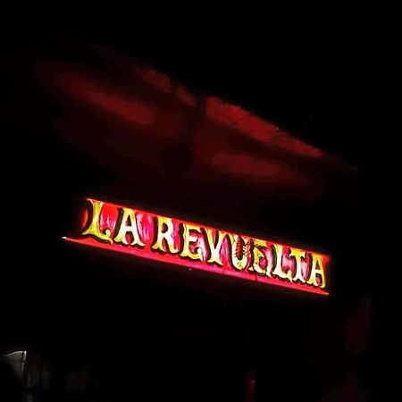 Отель La Revuelta Амайча-дель-Валье Экстерьер фото